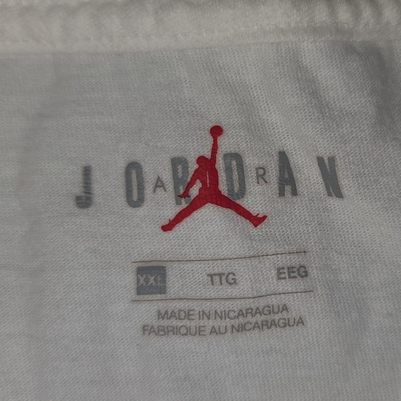 Mens XXL Jordan shirt - Picture 2 of 2